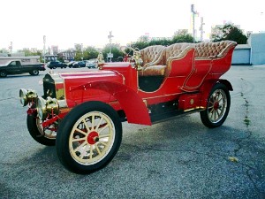 1905 Thomas Flyer Model 25 five passenger touring, 4 cylinder, chain drive, 114 inch WB